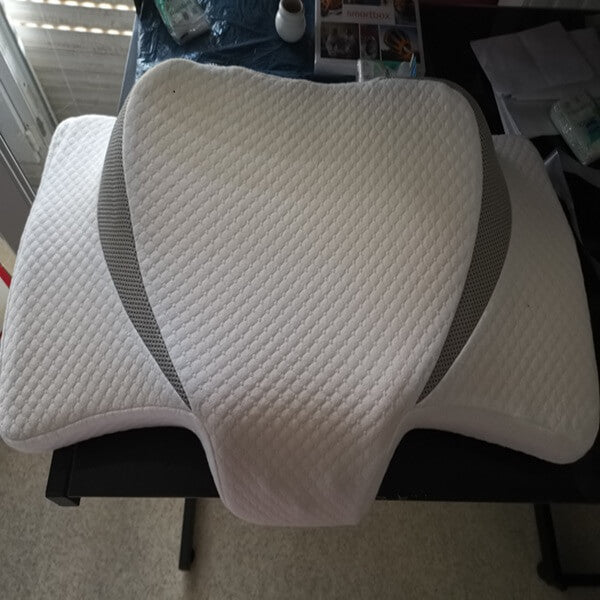 Liz, 57 — Adelaide